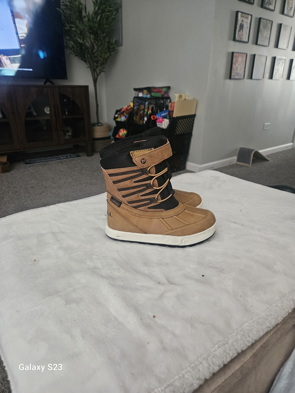 Merrell Kids Tan and Black Insulated Snow Boots